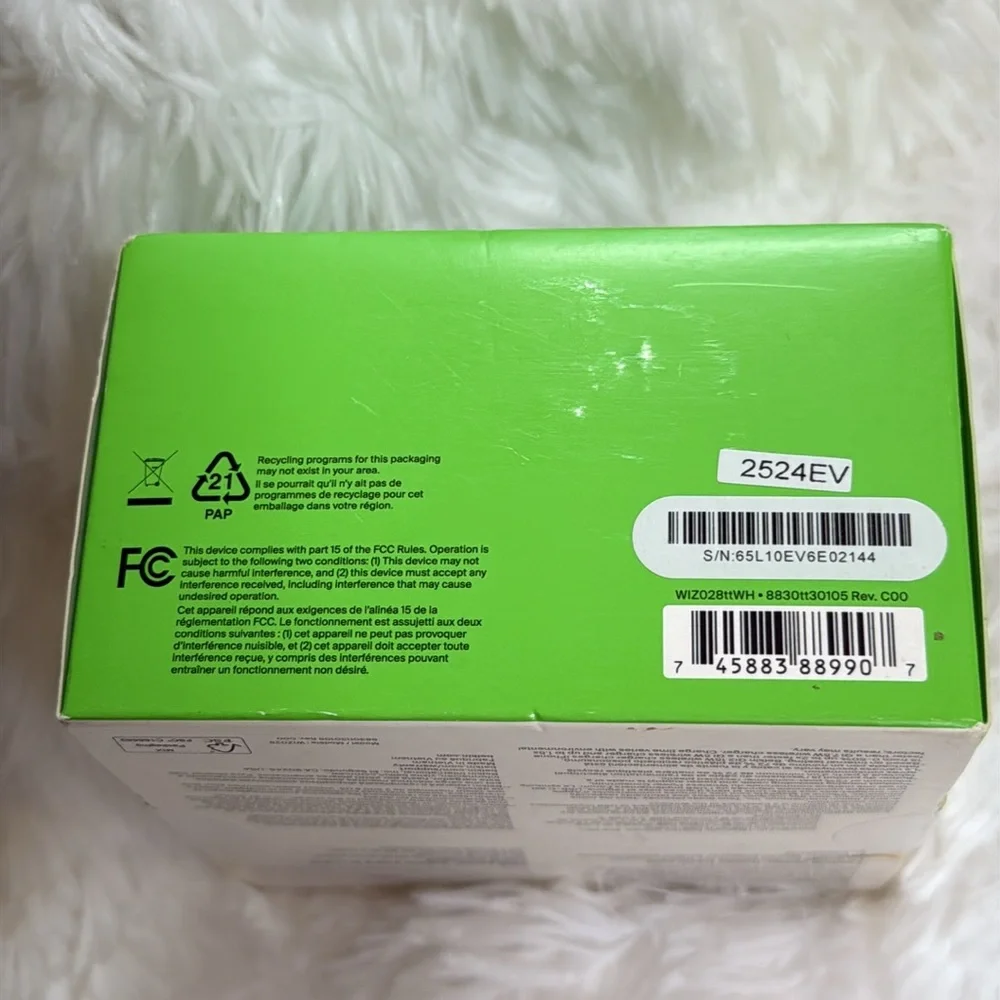 Belkin BoostCharge 2-in-1 Magnetic Foldable Charger - White